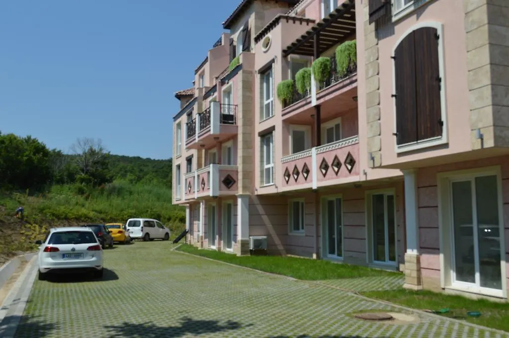 Gitea Saint Johan Apartments Σωζόπολη